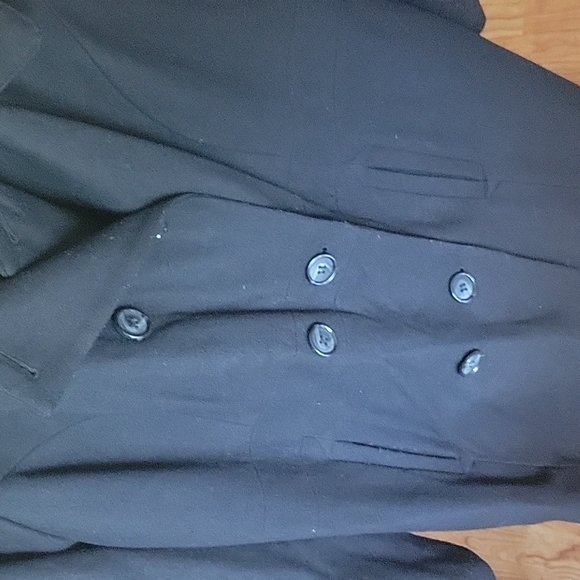 Coat - Picture 2 of 4